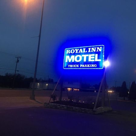 Royal Inn Early Exterior photo